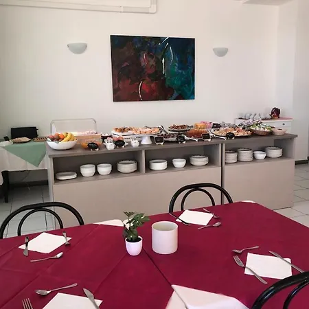 Hotel Flying Pesaro