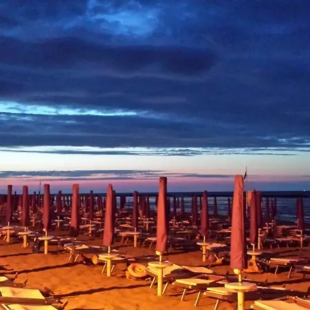 Flying Hotel Pesaro