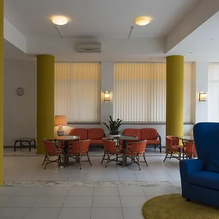 Hotel Flying