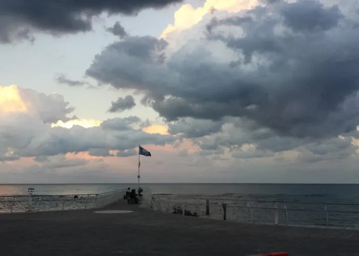 Flying 3* Πέζαρο