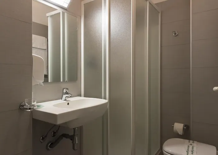 Ξενοδοχείο Flying 3*