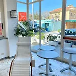 Flying Hotel 3*