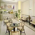 Flying Hotel 3*