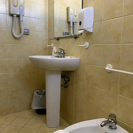 Otel Flying 3*