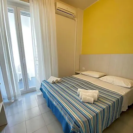 Flying Hotel