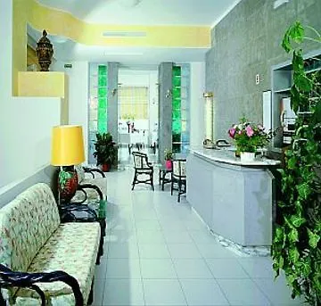 Flying Hotel 3*