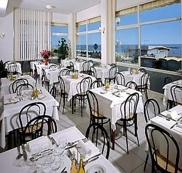 Hotel Flying 3*
