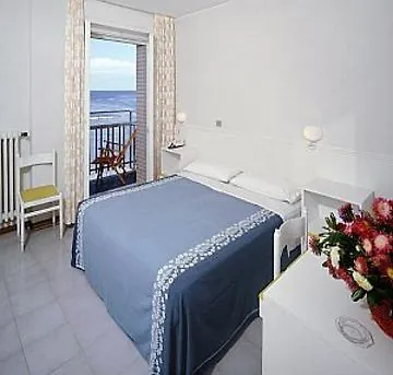Otel Flying Pesaro